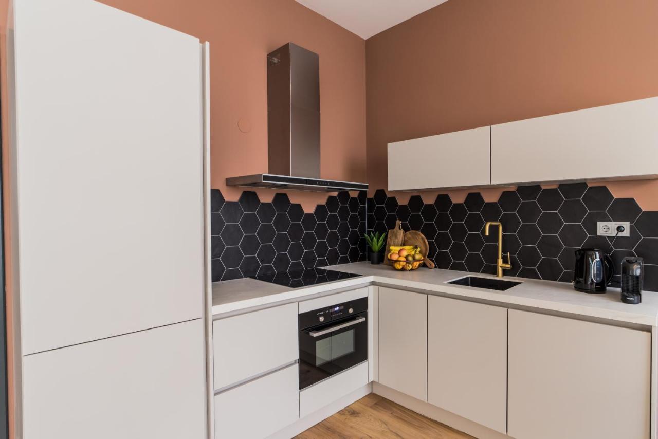 Excellent Listing 'Shiraz' Lägenhet Haag Exteriör bild