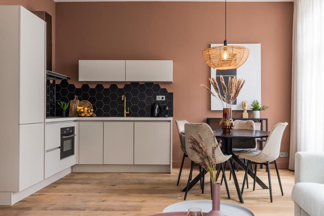 Excellent Listing 'Shiraz' Lägenhet Haag Exteriör bild
